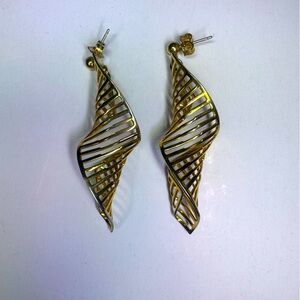 Vintage Avon spiral earrings